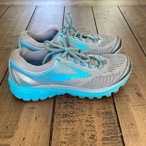 Women’s Brooks Ghost 10 - Size 9